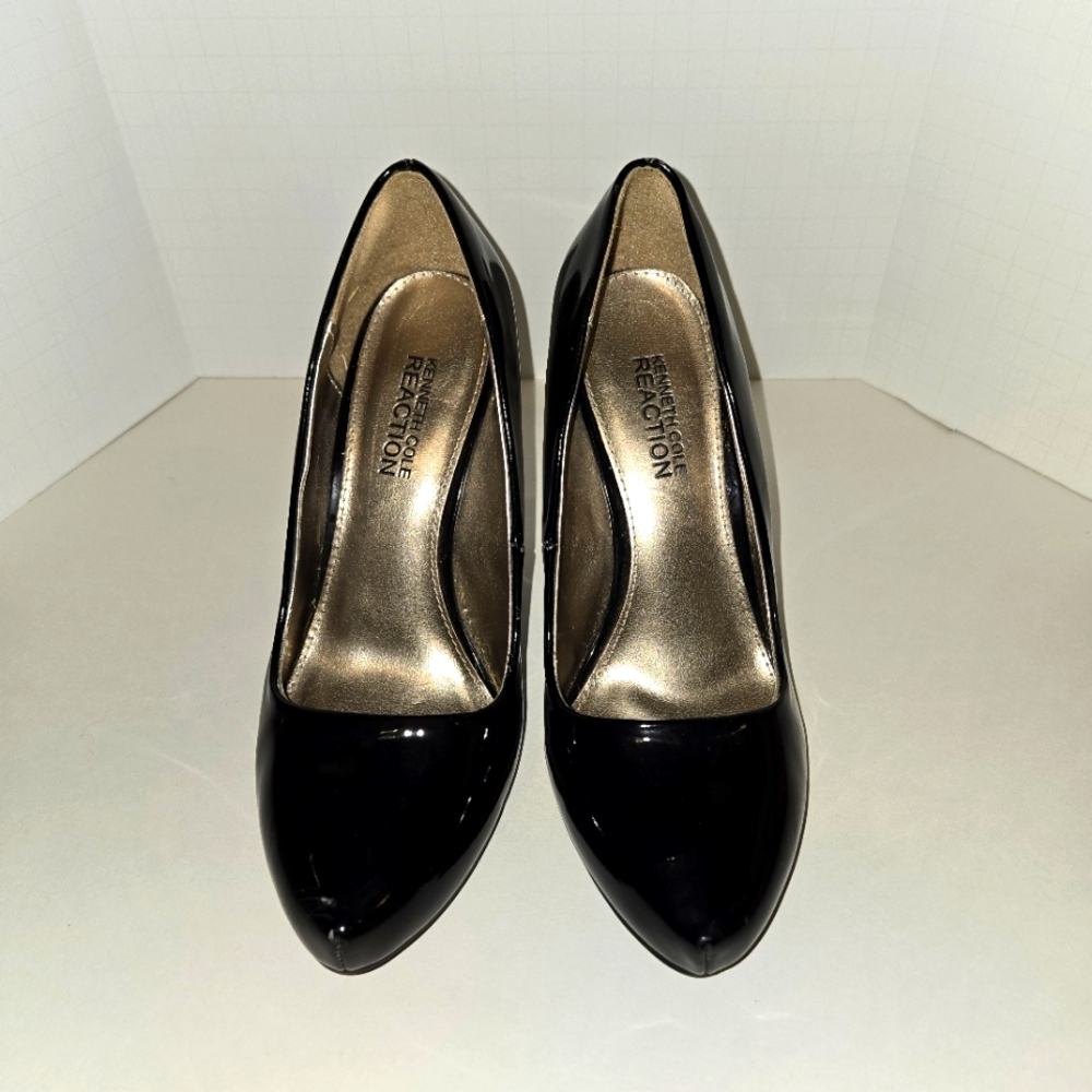 Black Kenneth Cole Heels